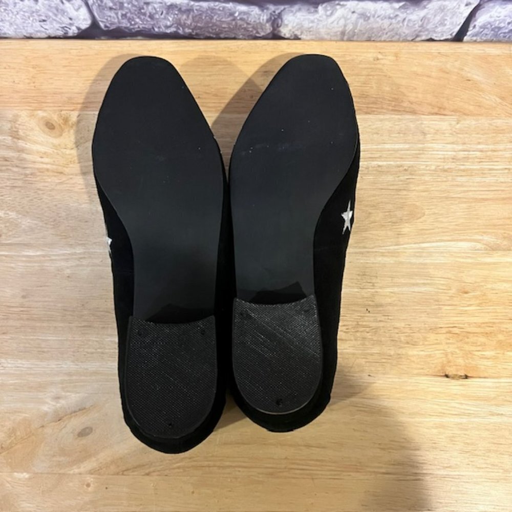 The Quacker Factory NWB Black Suede Slip Shoes W/ Metallic Stars Size 7.5 - Picture 8 of 8